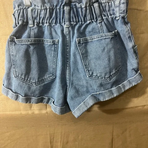 PacSun Mom shorts size S Paper bag waist. EUC - Picture 3 of 4